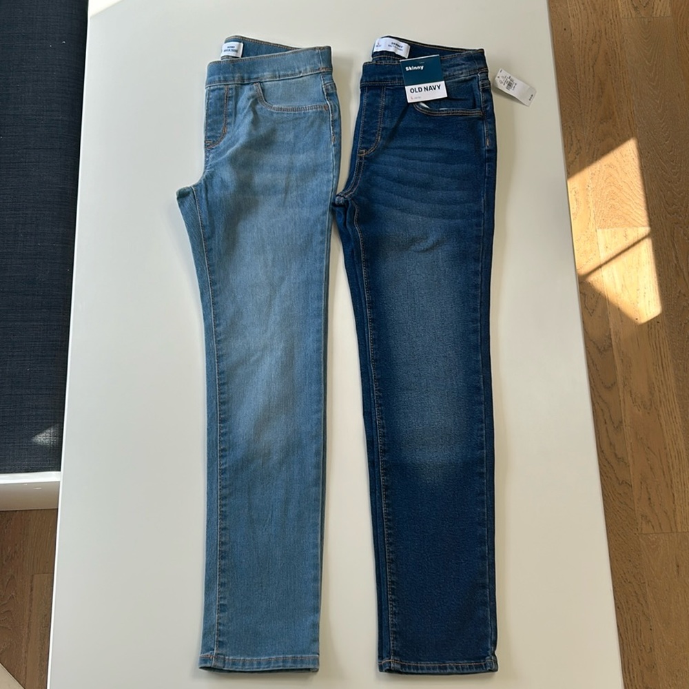 Old Navy jeans 2 pairs